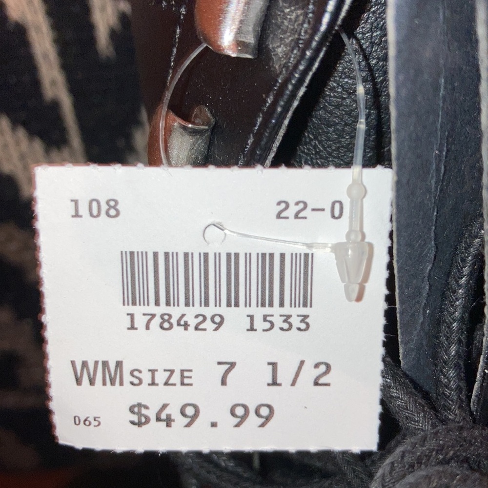 NIB TRASH COMBAT BOOTS IN ALL BLACK AND IN SIZE 7.5 - Picture 2 of 9